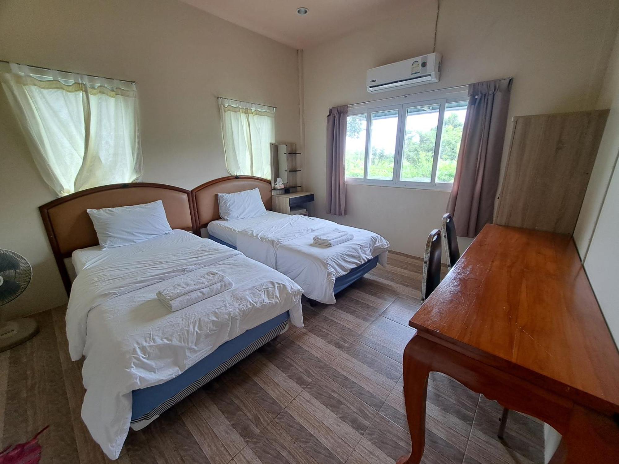 Armthong Resort Nakhon Nayok Extérieur photo