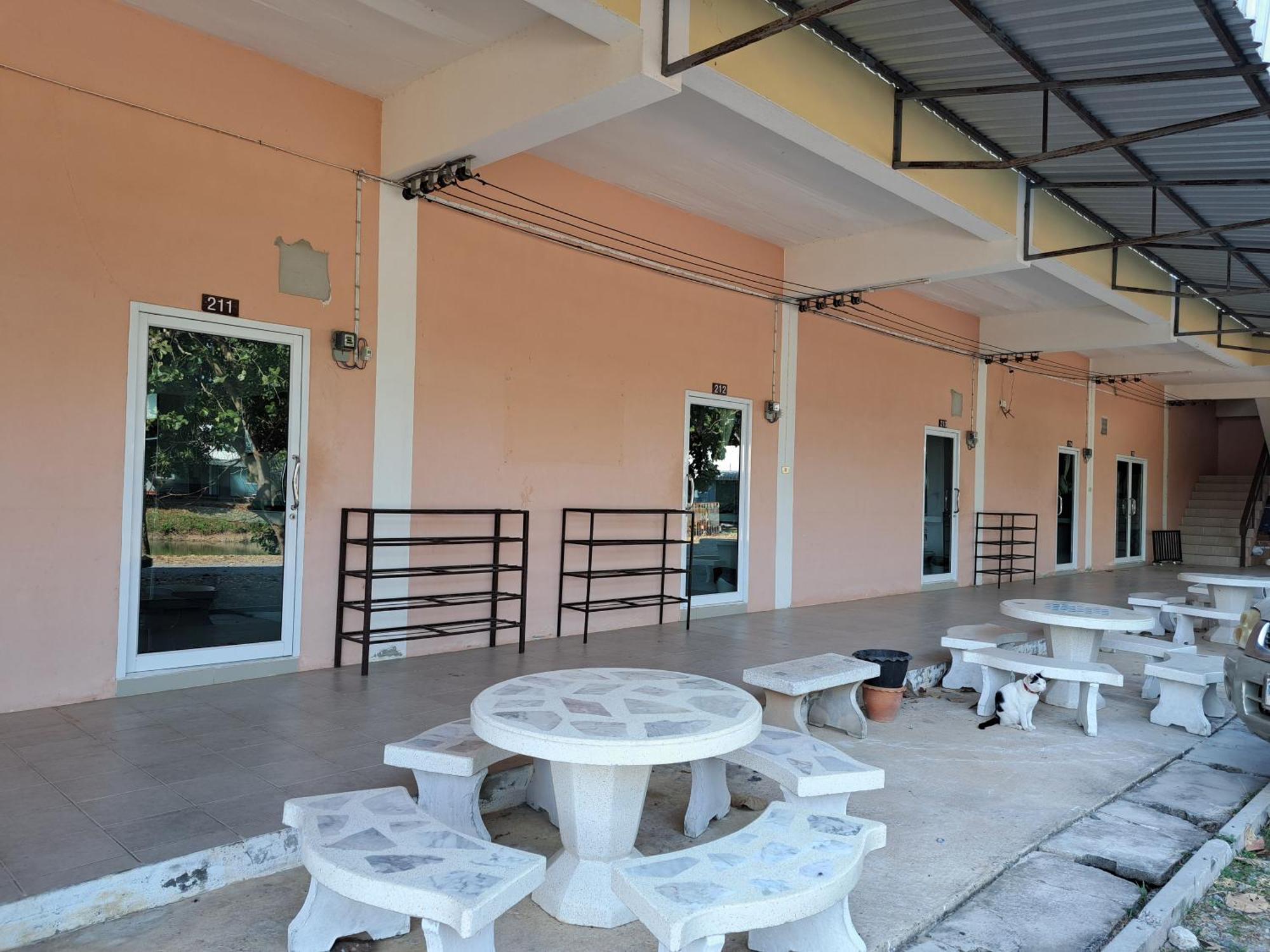 Armthong Resort Nakhon Nayok Extérieur photo