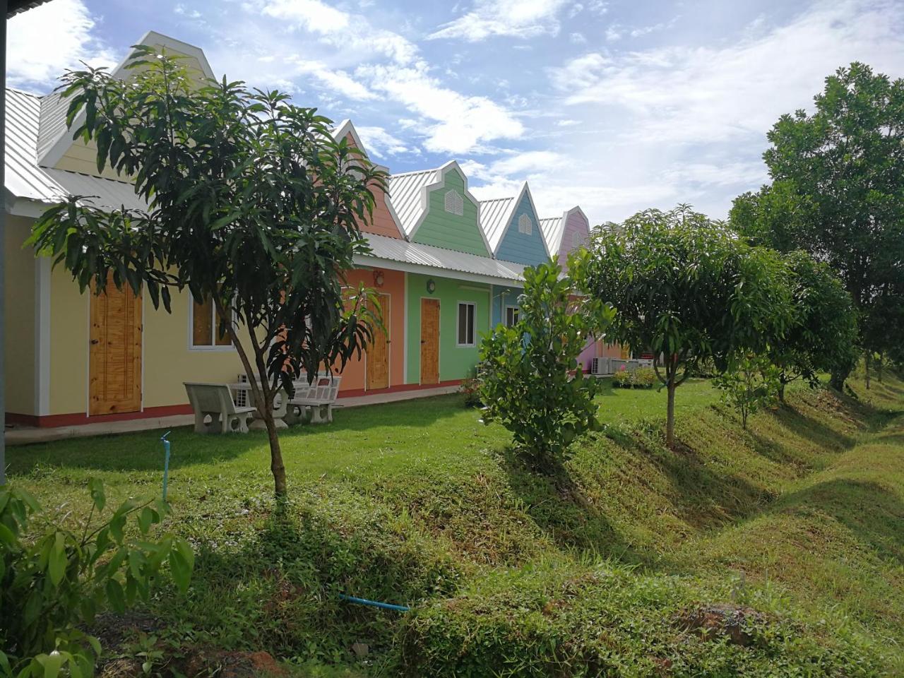 Armthong Resort Nakhon Nayok Extérieur photo